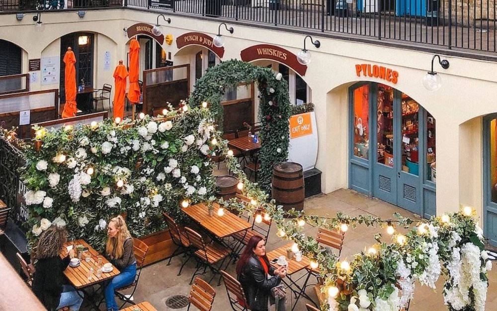 Sáng - Bắt Đầu Ngày Mới Ở Covent Garden