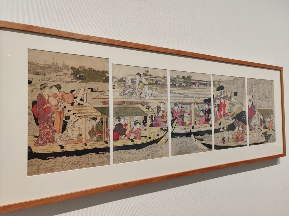 Marvel at the collection of ukiyo-e woodblock prints!