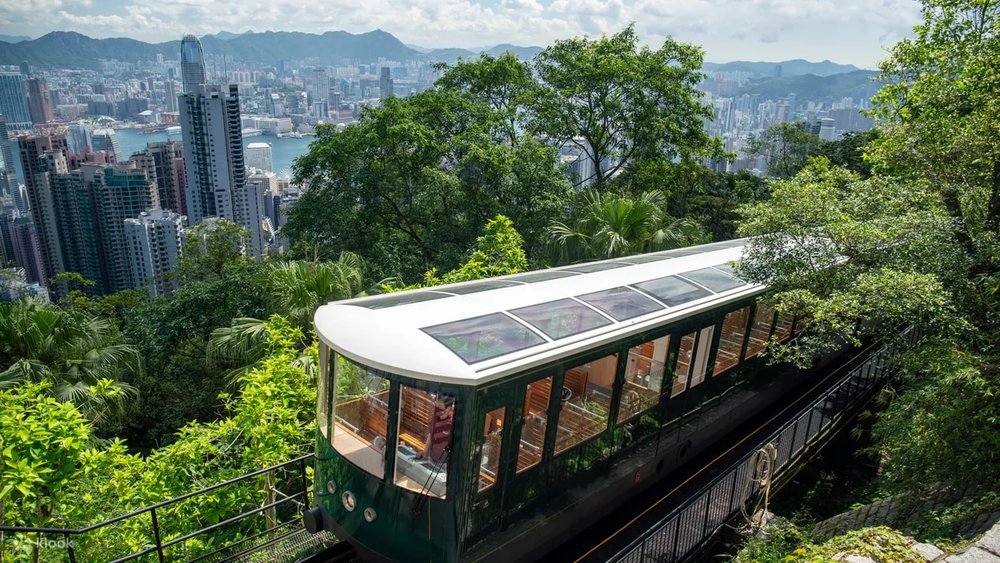victoria peak tram