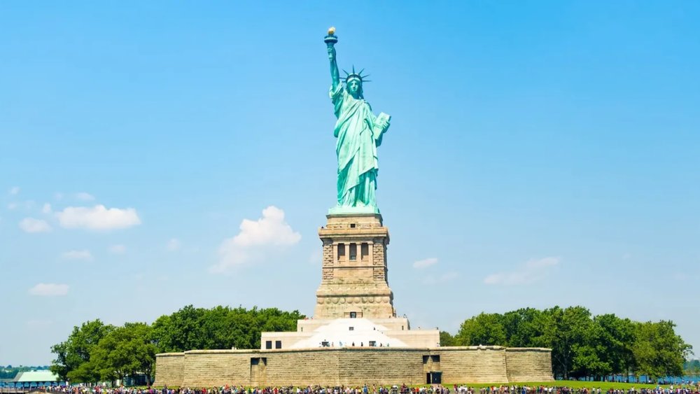 Learn more about the country's rich history from one of the country's historic buildings and monuments. Credits to Klook