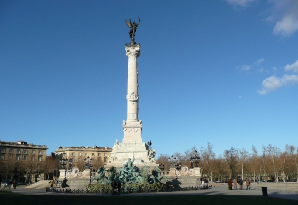 FR ボルドー(Bordeaux) カンコンス広場