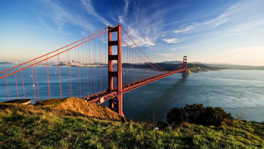 Soak up the golden hour sun by the Golden Gate Bridge. Image credits to Klook