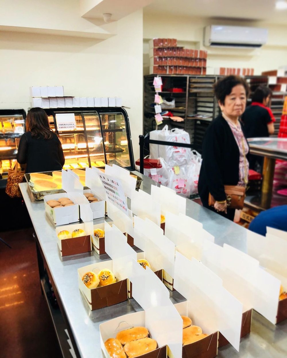 chia-te-bakery-pineapple-cake-souvenir-set-delivery-taipei-2024-mar-26641