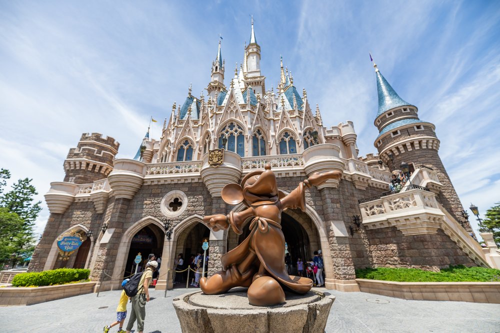 เที่ยวญี่ปุ่นตามรอยส้มมารี : ส่องสถานที่ท่องเที่ยวในญี่ปุ่นที่สาวก Disney และ Harry Potter ห้ามพลาดเด็ดขาด