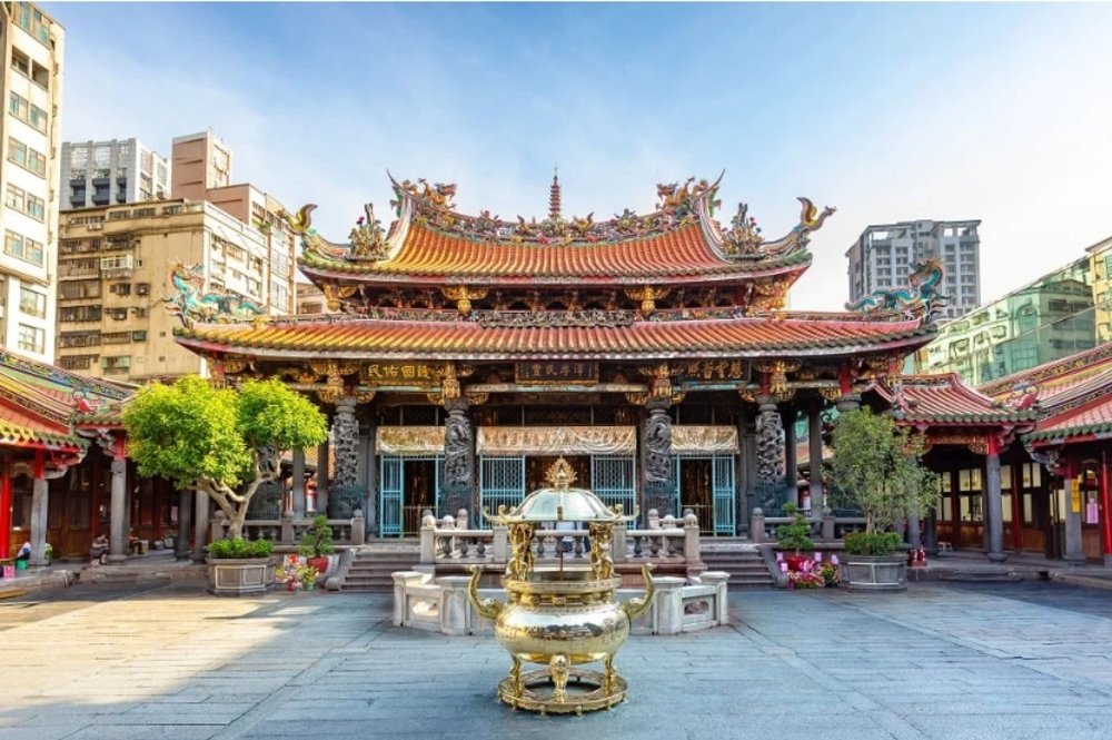 เครดิตภาพ : จาก Sean Hsu / shutterstock.com