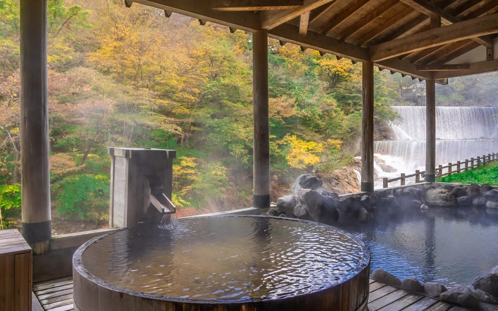 suoi-nuoc-nong-nhat-ban