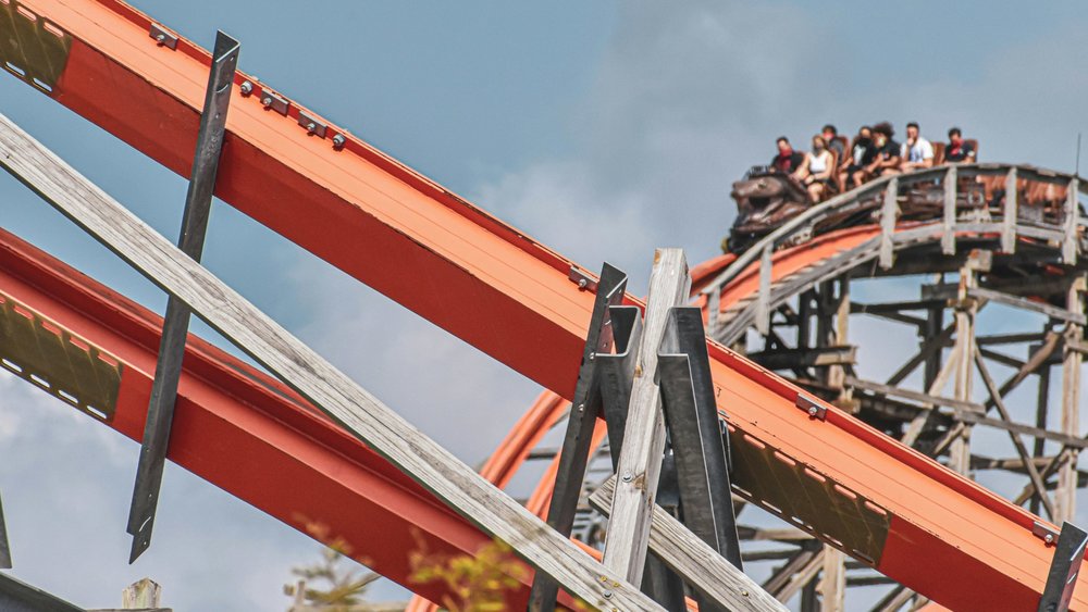 No doubt that Six Flags Magic Mountain takes its nickname of Thrill Capital of the World seriously! Credits: @amusementcentral_ on Unsplash