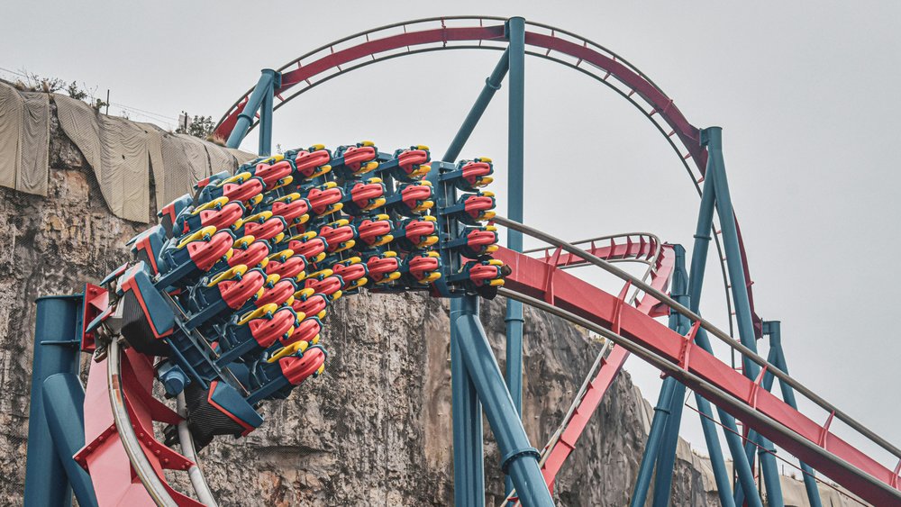 With Klook, you can easily make your way to Six Flags Magic Mountain in just one click. Credits: @amusementcentral_ on Unsplash