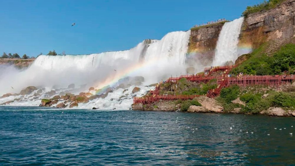 The beauty of nature at Niagara Falls will leave you speechless!