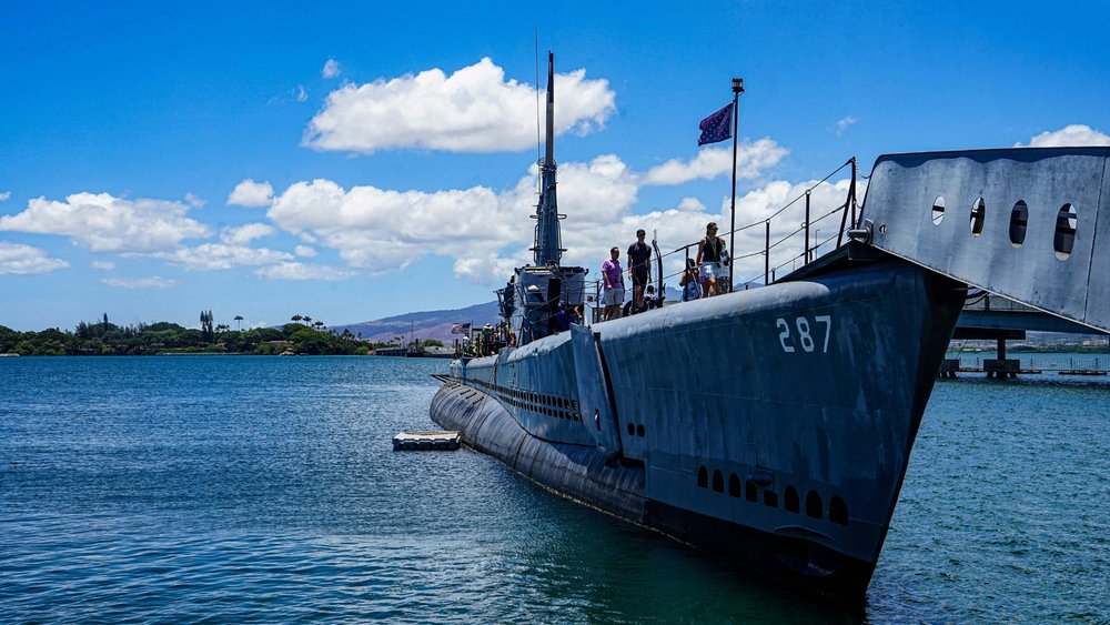 Powerful and enormous, the USS Bowfin is a historical landmark you can't skip. Credits: @plover37 on Unsplash