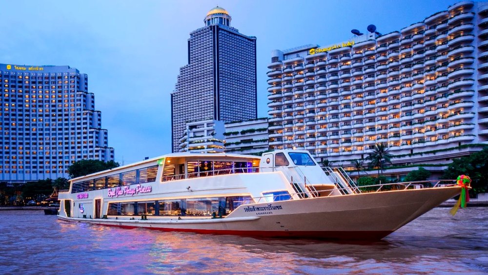 Cruise along the Chao Phraya River