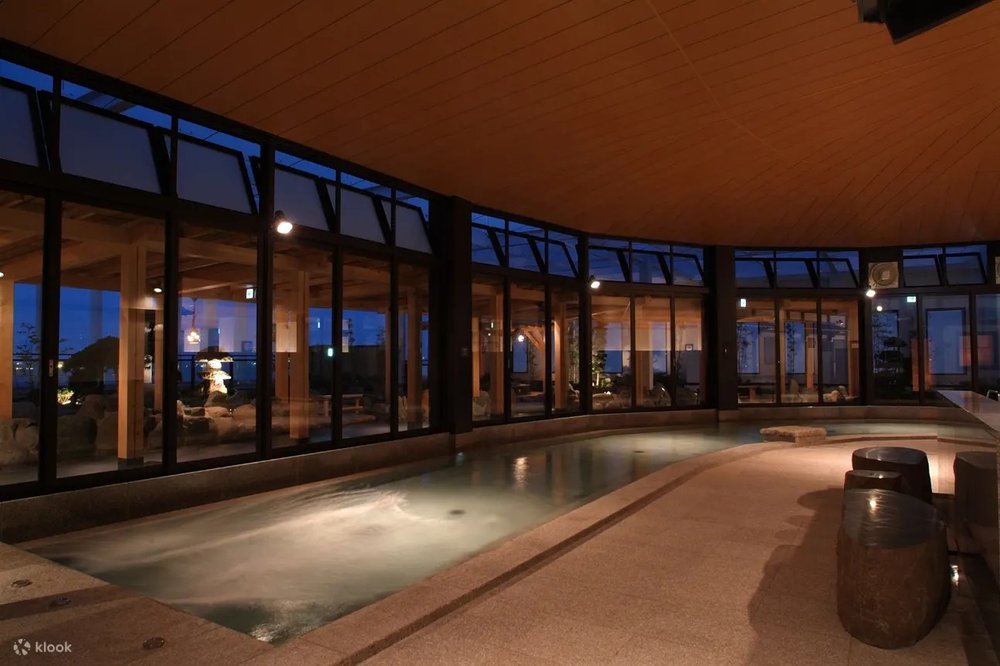 橫濱港未來萬葉俱樂部溫泉體驗