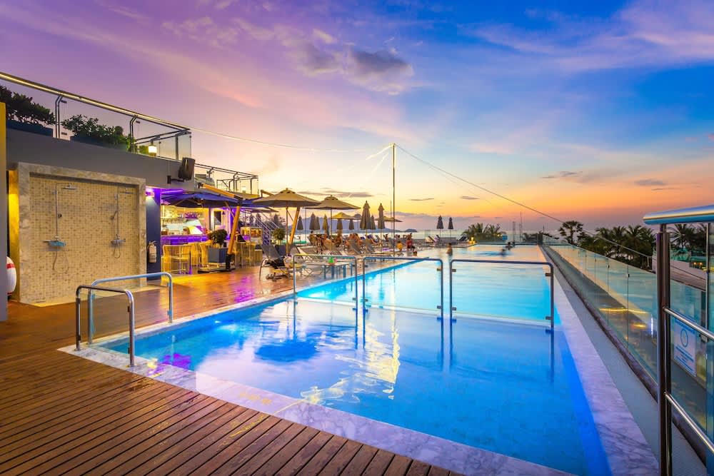 普吉島飯店推薦｜客萊福巴東普吉島飯店(Hotel Clover Patong Phuket)