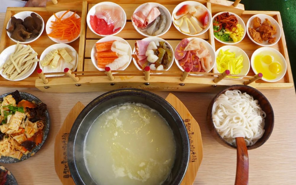 Bún Qua Cầu - Tinh Hoa Ẩm Thực Trung Quốc