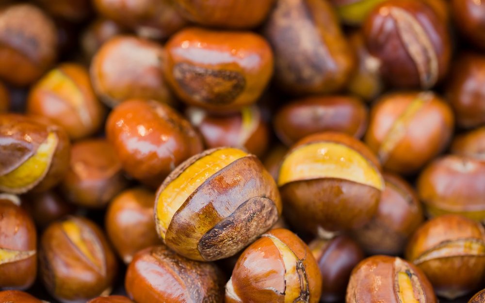 Hạt Dẻ Ngào Đường - Món Ăn Vặt Trung Quốc Thơm Ngon 