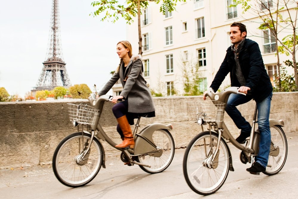 Cycling in Paris