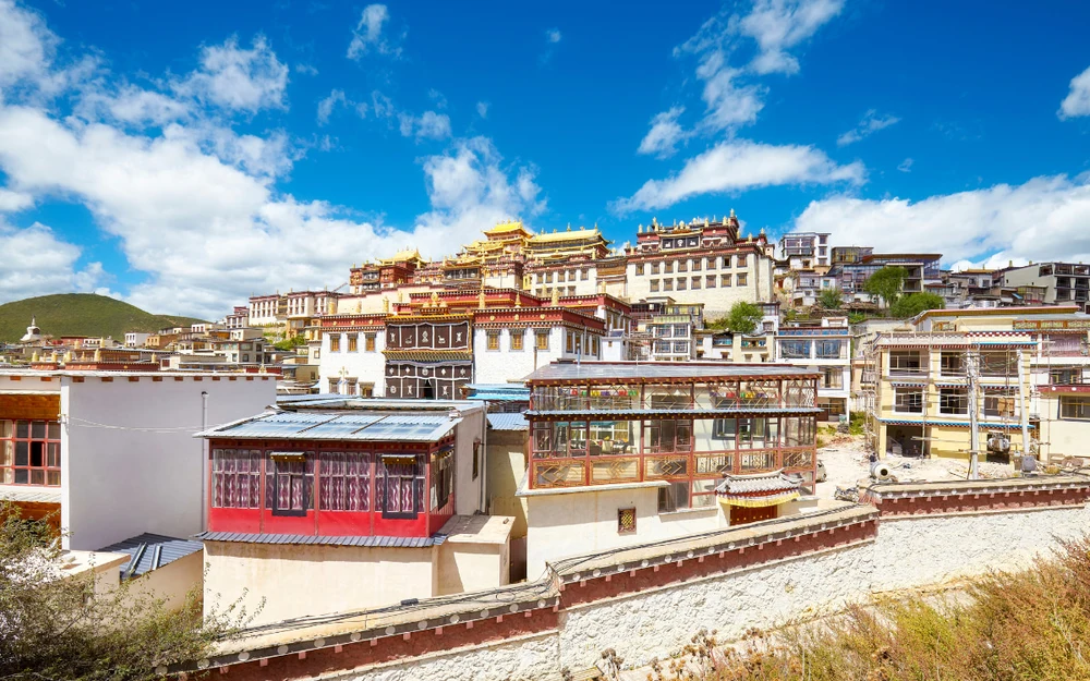 tu-vien-tung-tan-lam-higotravel