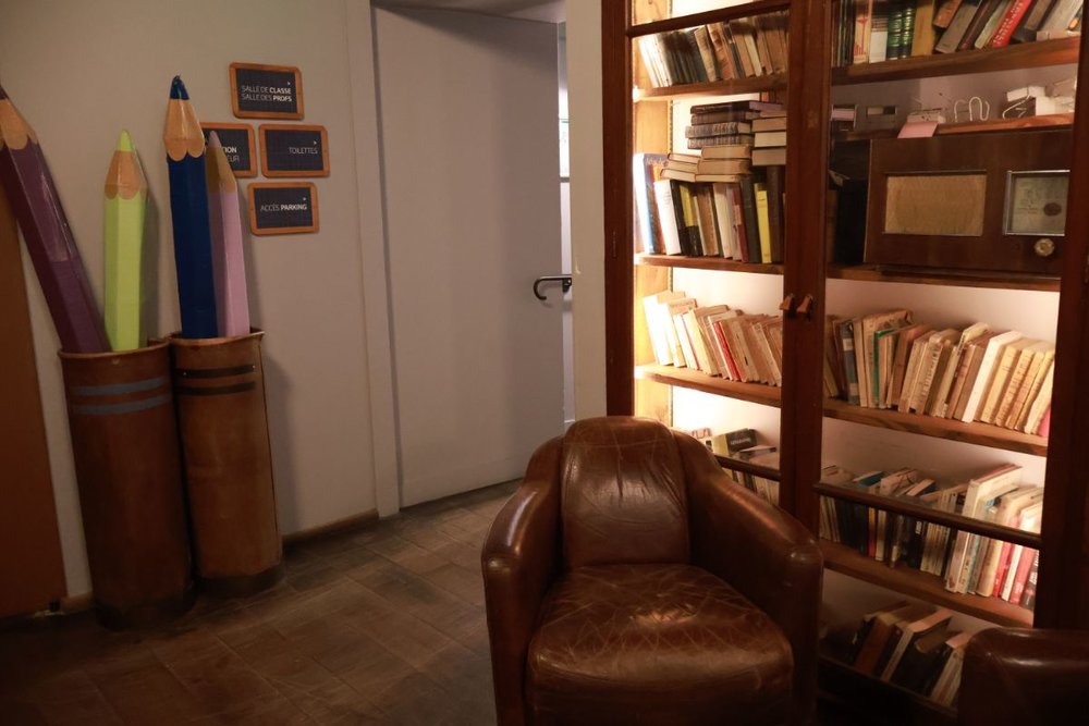 FR フランス リヨン [部屋と鉛筆]