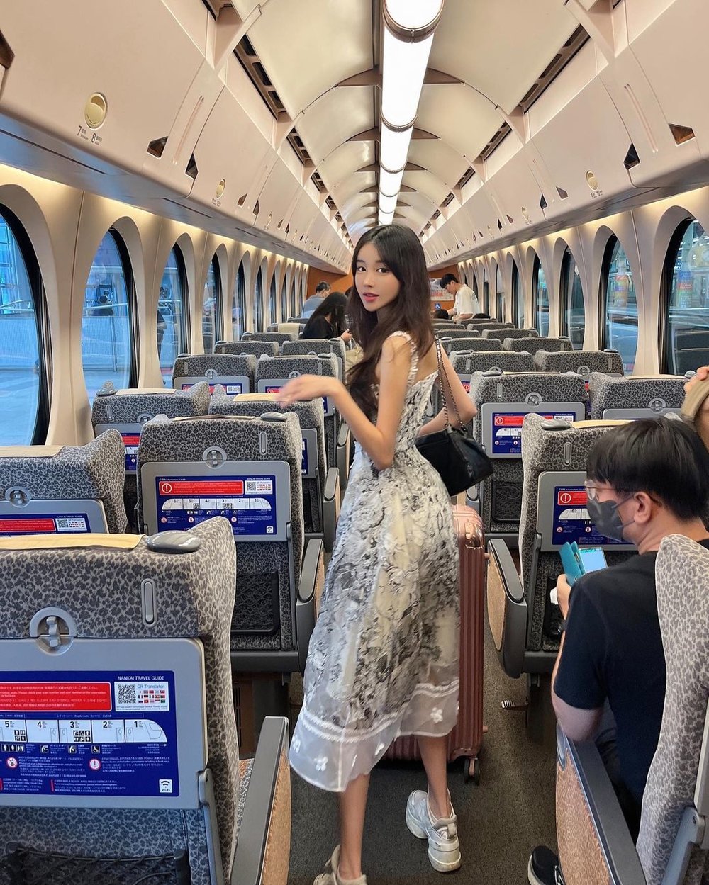 osaka-metro-1-2-day-pass-osaka-2024-apr-11515 