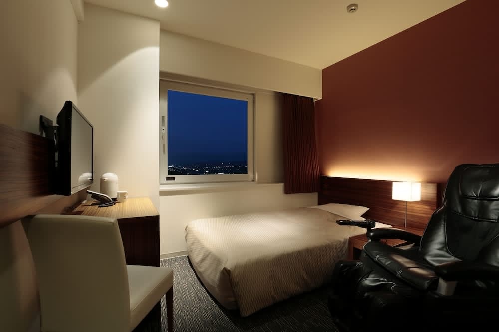 阿蘇熊本機場住宿推薦｜熊本機場光芒菊陽飯店