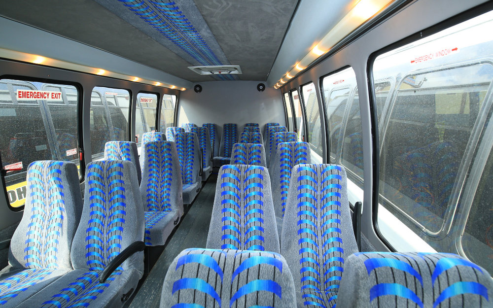 tu-san-bay-kansai-den-osaka