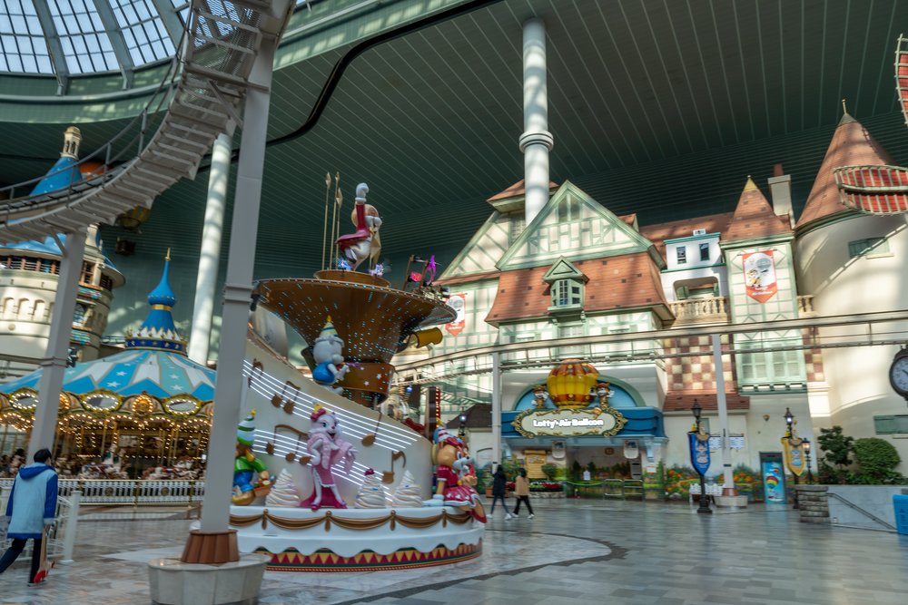 inside lotte world in seoul