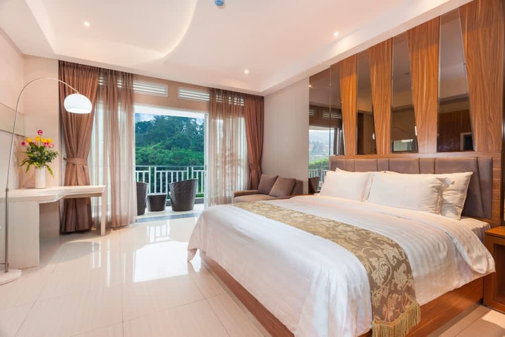 Le Eminence Hotel Convention & Resort Ciloto - Puncak  - Bedroom 1
