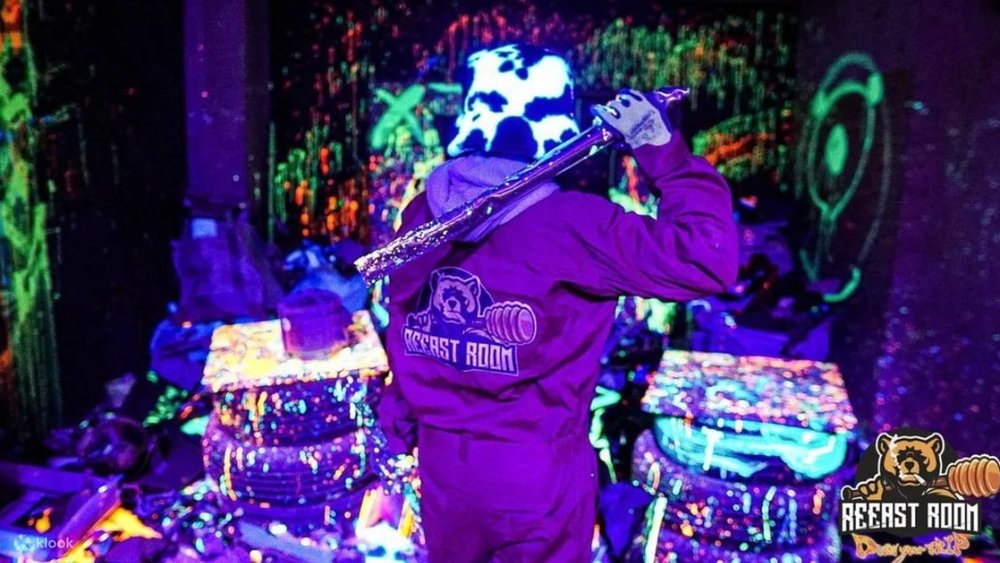 Stress-Relieving Experience at Reeast Room in Tokyo