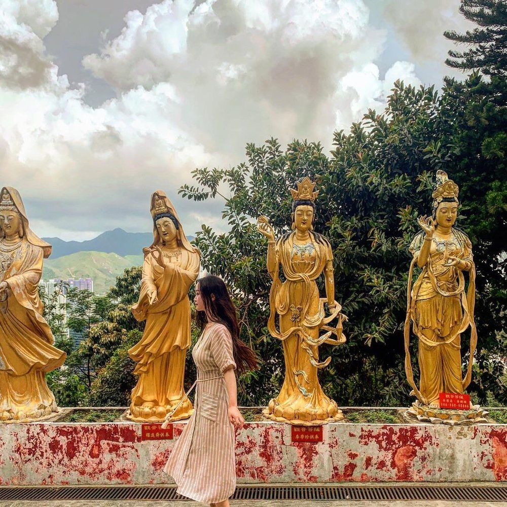 Ten Thousand Buddhas Monastery in Hong Kong