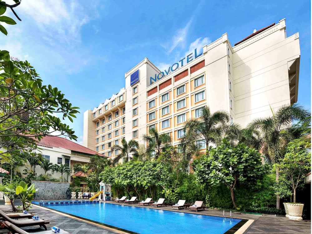 Novotel Solo Hotel - Exterior