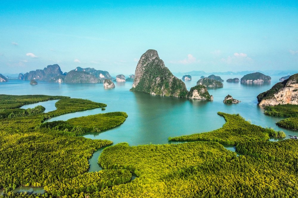 Tham Quan Vịnh Phang Nga Hùng Vĩ Và Thơ Mộng