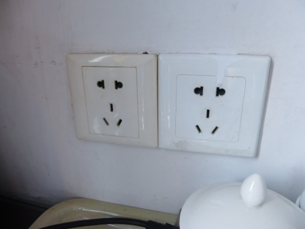 台湾 コンセント CタイプやOタイプ