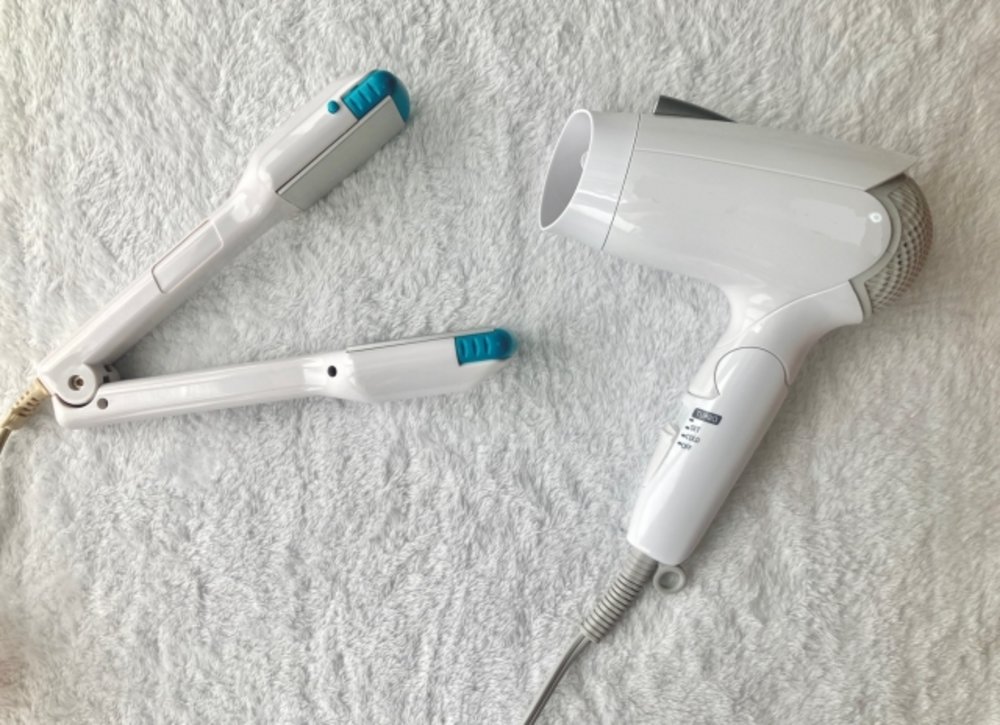 ドライヤーやコテ（ヘアアイロン）