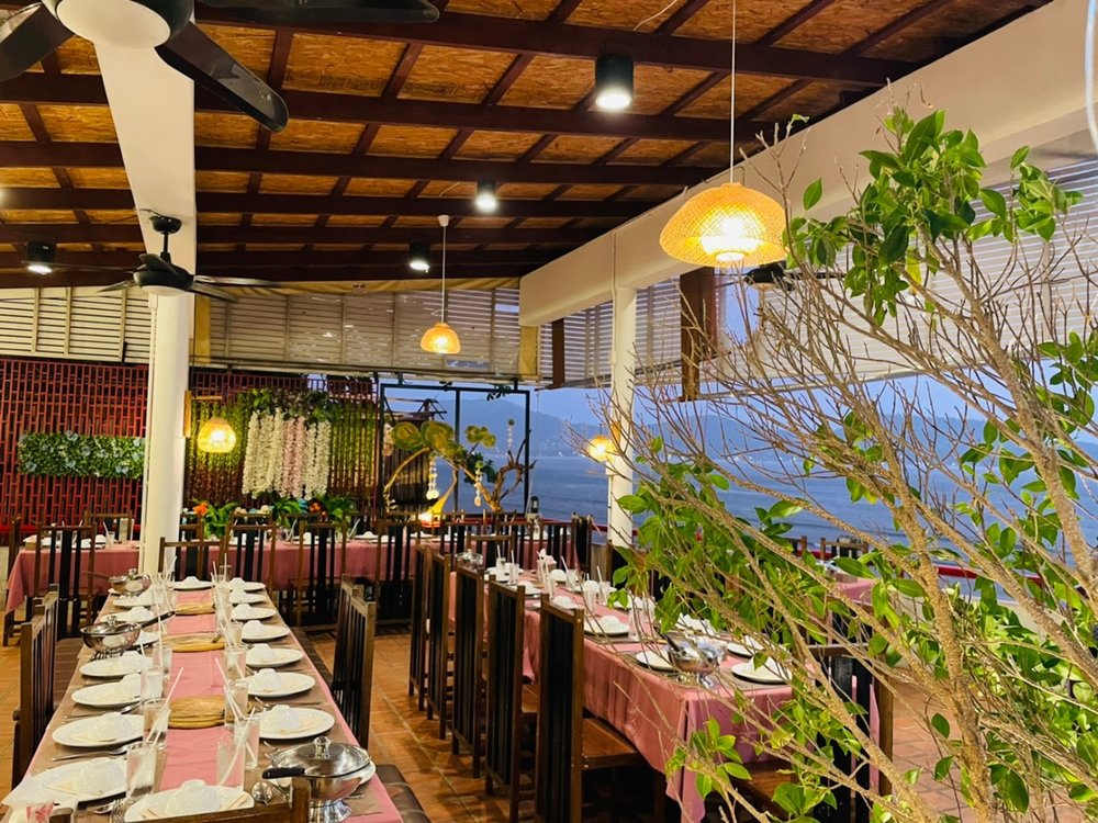 Pantai Seaview Restaurant Halal Food Phuket