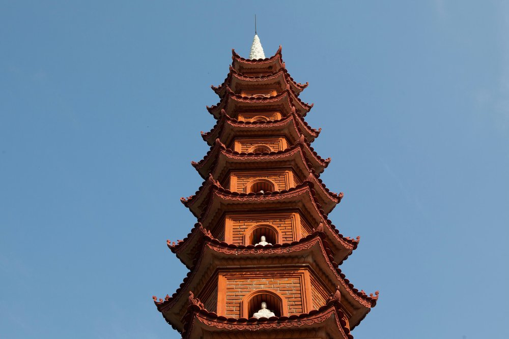  Bảo Tháp Lục Độ Đài Sen Ở Chùa Trấn Quốc