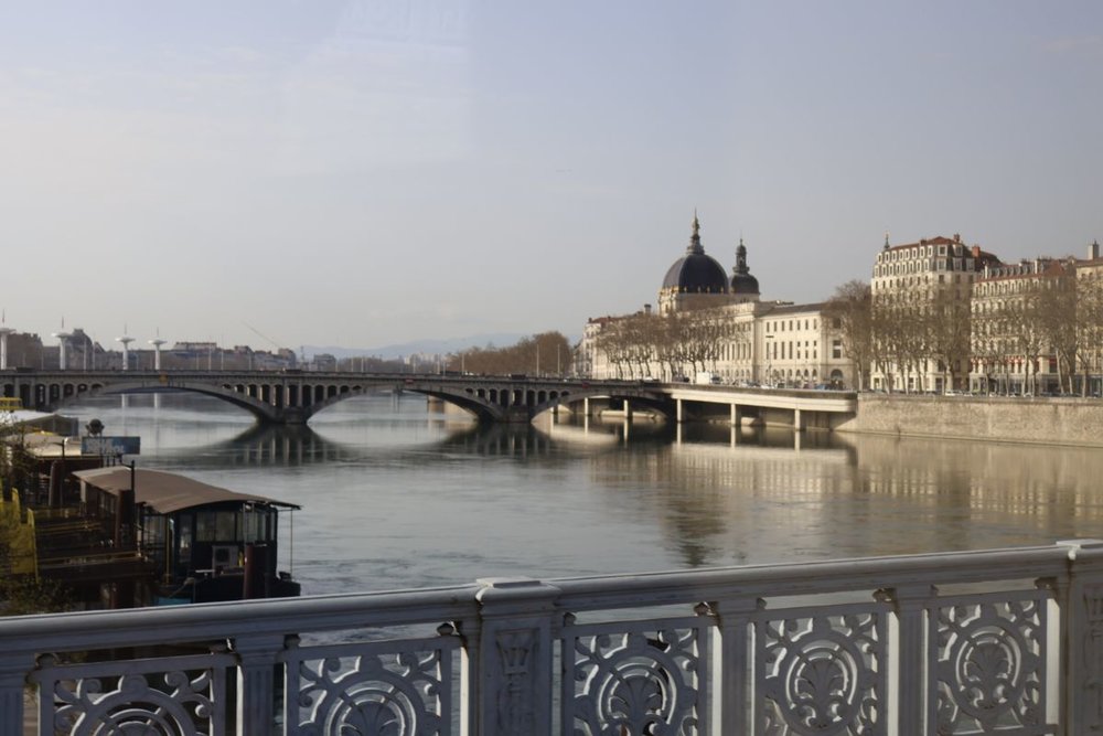 FR フランス リヨン [橋と川]