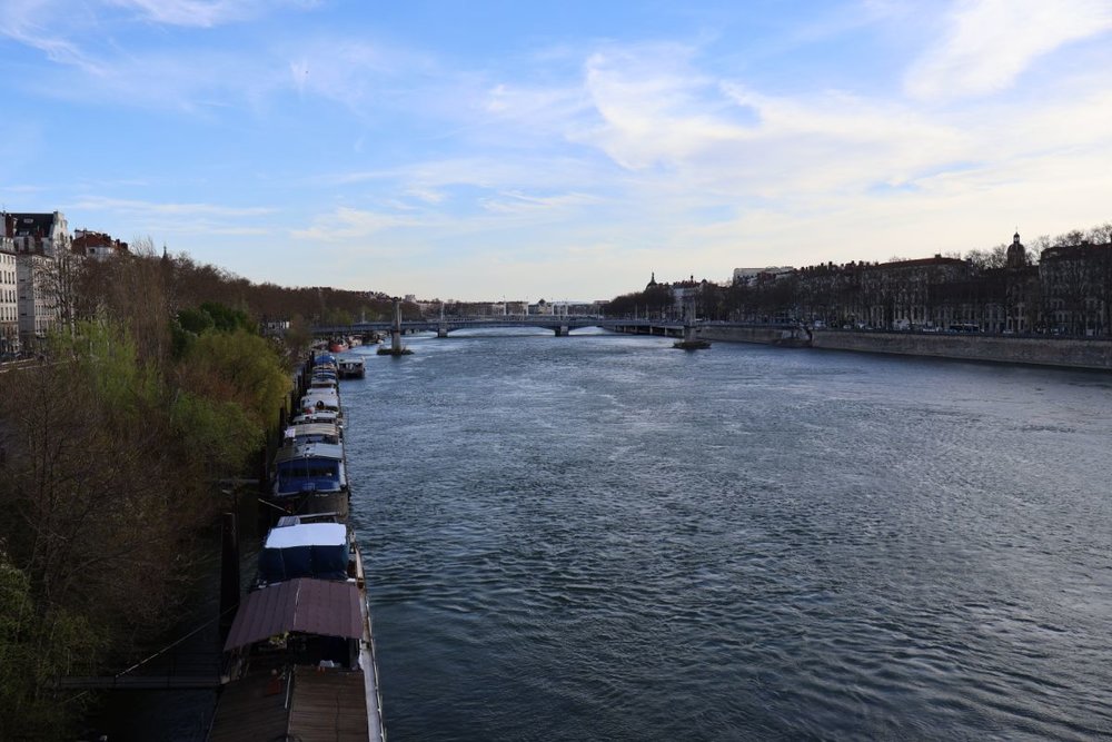 FR フランス リヨン [橋からみた川②]