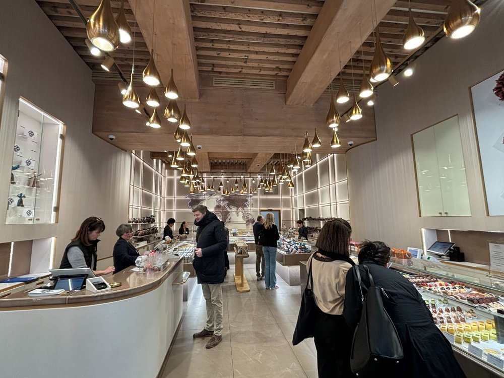 FR フランス リヨン [スイーツ店]