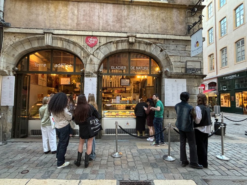 FR フランス リヨン [Terre adélice]