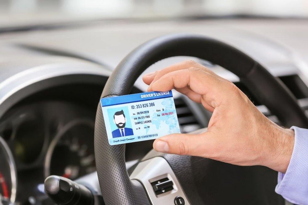 dua-xe-go-kart-o-tokyo