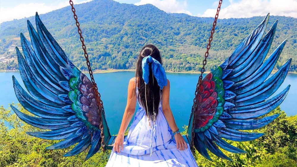 Photo Credit: girlfromplanetearth on Instagram