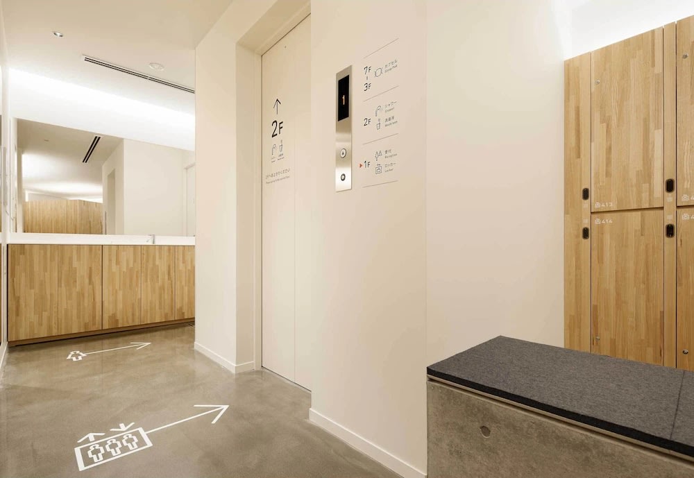 東京膠囊旅館推薦|神田 9h 九小時膠囊旅館(限女性)