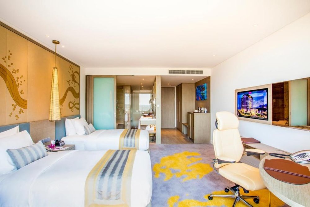 Khách Sạn Crowne Plaza Vientiane