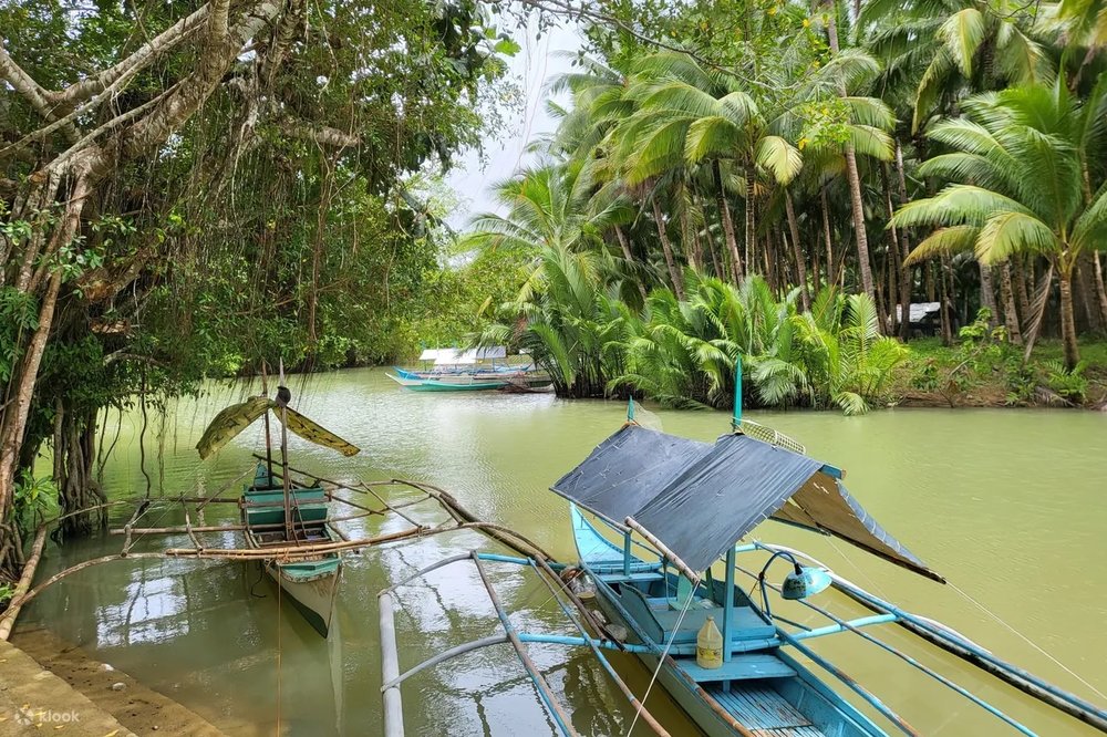 Bucana Fisherman Village