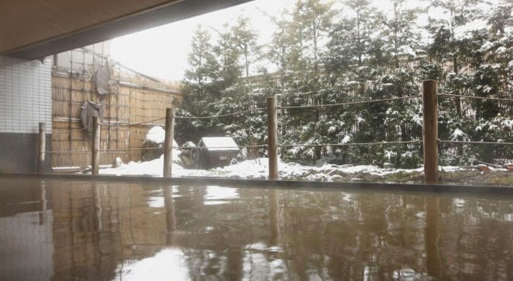 苗場王子大飯店 戶外浴場