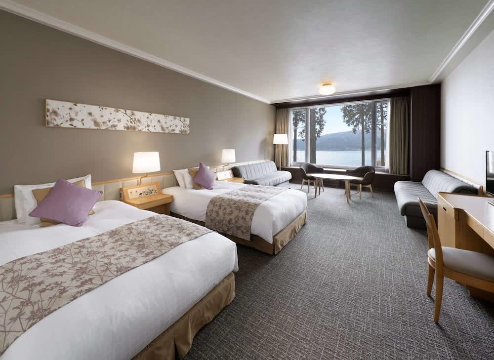 箱根蘆之湖皇家王子大飯店