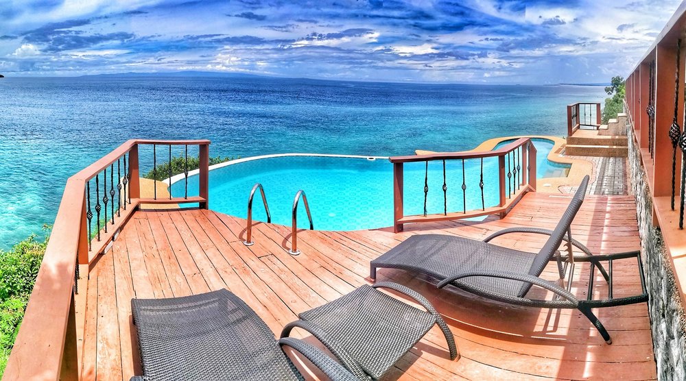 A view of the see in the main house of Villa on a cliff