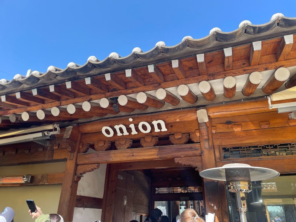 韓国・ソウルの人気カフェ10選！渡韓歴5年のライターが厳選　1.Onion(安国)