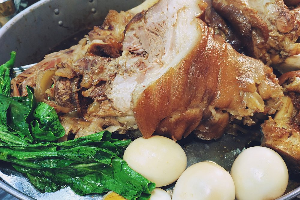  Khao Kha Moo - Giò Heo Hầm Thái Lan