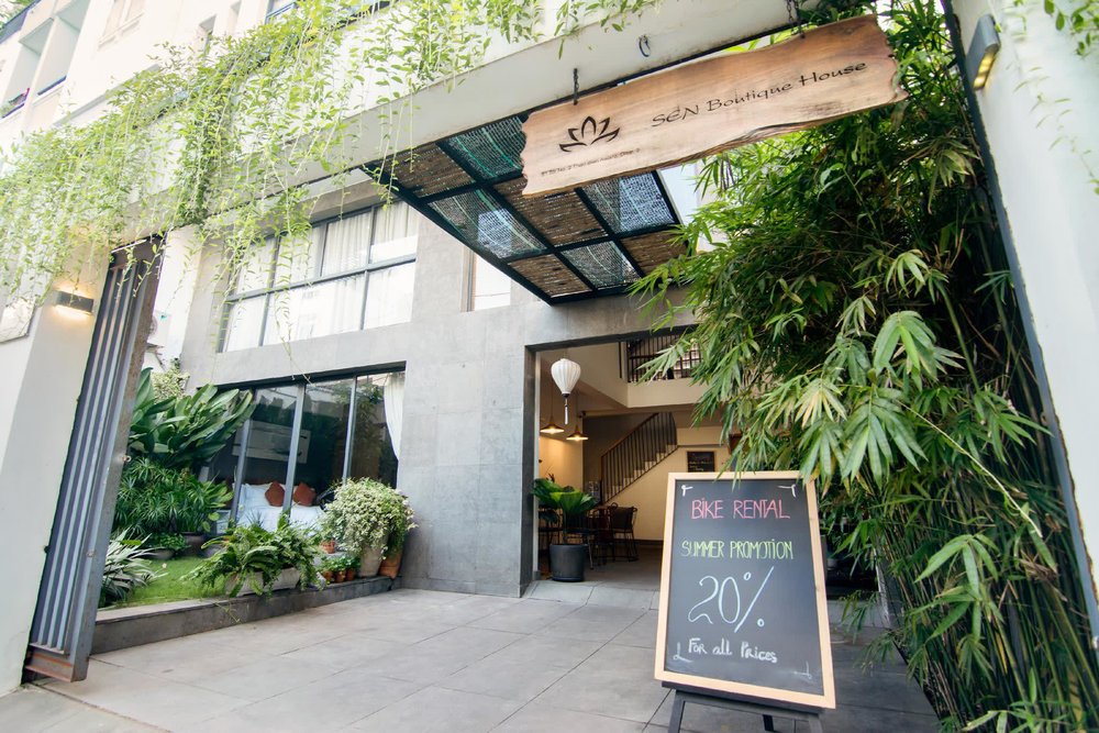Sen Boutique House Facade